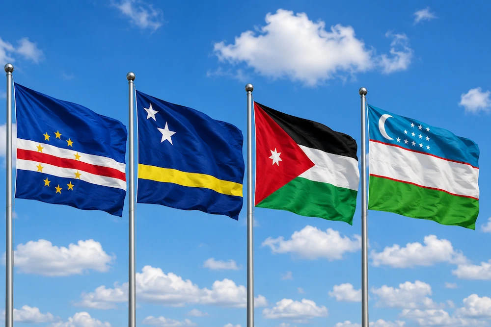 Banderas de Cabo Verde, Curazao, Jordania y Uzbekistán