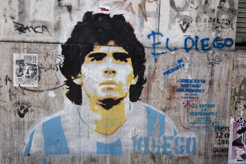 Diego Maradona representado en una pared