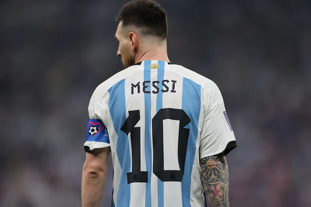 Lionel Messi, Argentina - espalda con número
