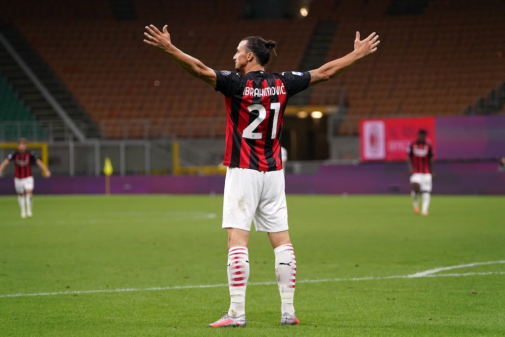 Zlatan Ibrahimovic celebra un gol con el AC Milan